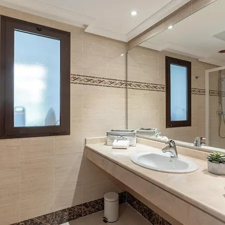 Lägenhet Precioso Atico Con Las Mejores Vistas De Benahavis *