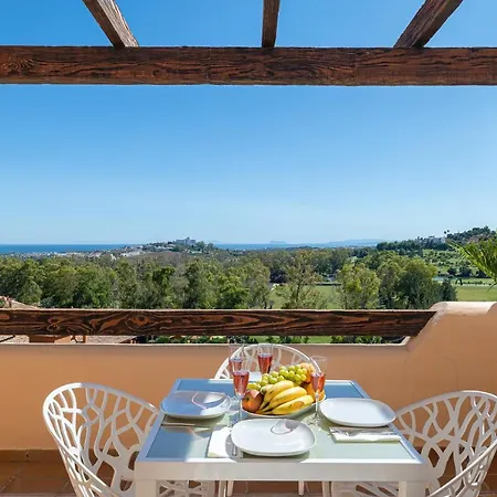 Lägenhet Precioso Atico Con Las Mejores Vistas De Benahavis Estepona
